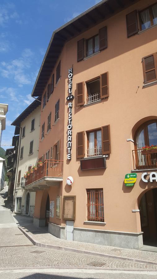 Hotel Ristorante Centrale Vestone Eksteriør bilde