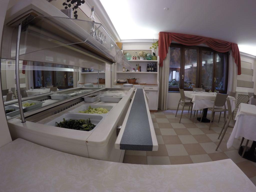 Hotel Ristorante Centrale Vestone Eksteriør bilde